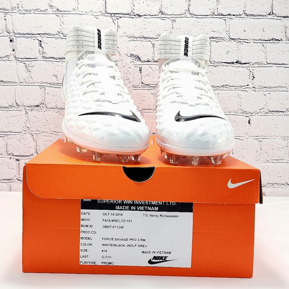 NIKE FORCE SAVAGE PRO 2, NIB Promo Football Cleats, Wht/Blk/Wolf Grey, Size 16 - Picture 4 of 9